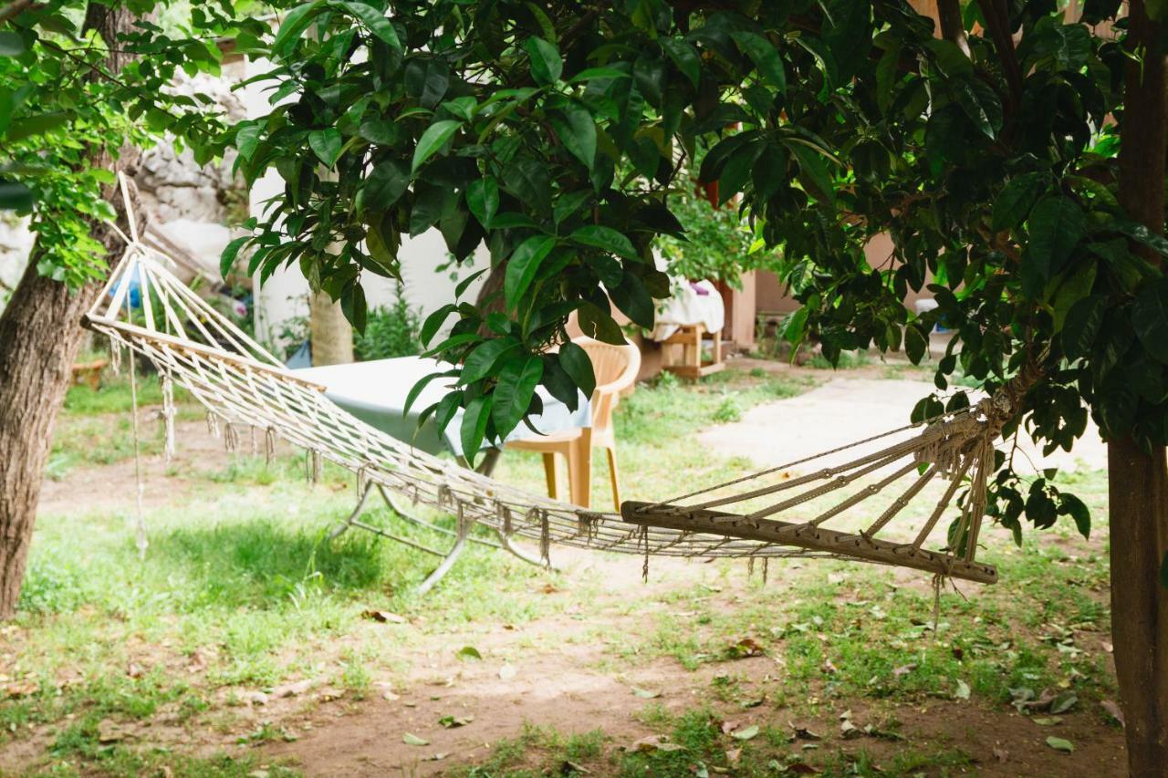 Village Garden Pansiyon Antalia Esterno foto